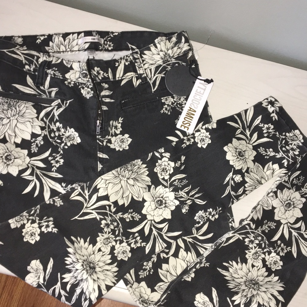 YTEICOSAMUSE flower patterned jeans
